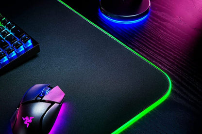 Razer GOLIATHUS CHROMA 3XL - Gaming Mousepad - RGB - Soft, Cloth Material - Balanced Control & Speed