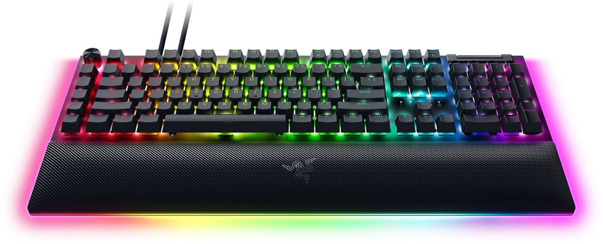 Razer BLACKWIDOW V4 PRO - Gaming Mechanical RGB Keyboard -  Yellow Silent Switches - Macros