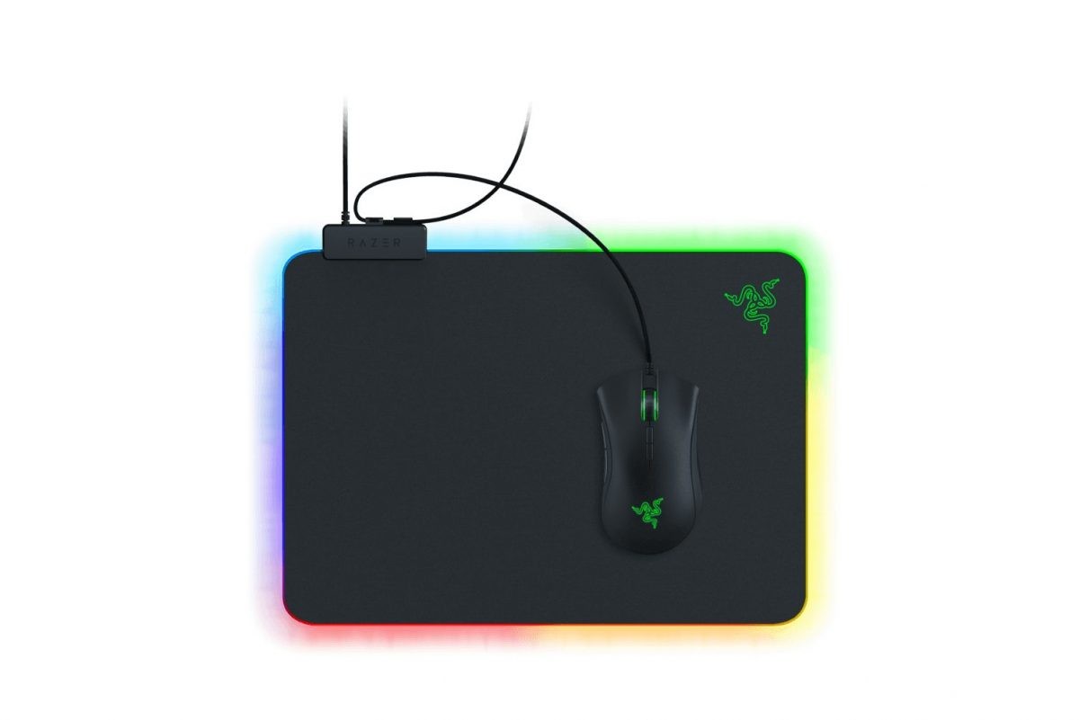 Razer FIREFLY V2 Chroma RGB Hard Gaming Mousepad